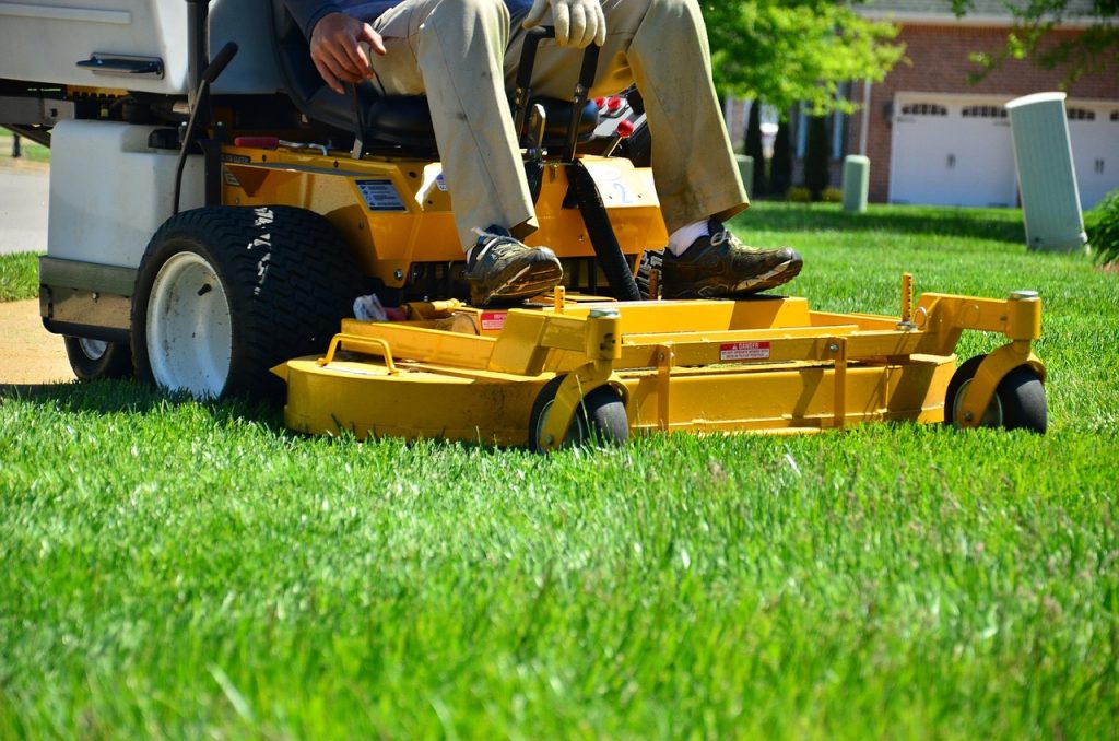 Het gras dient onderhouden te worden